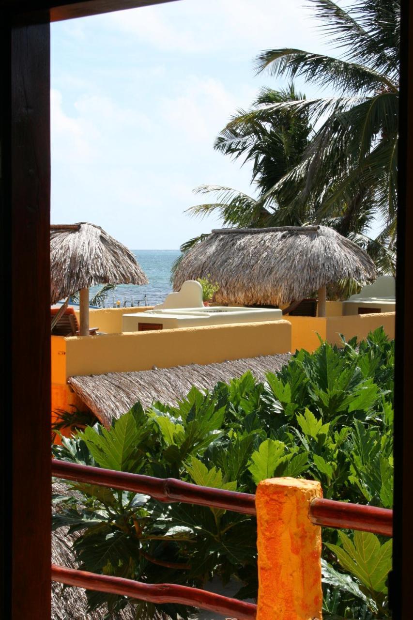 Seaside Cabanas Hotel Caye Corker Exteriör bild